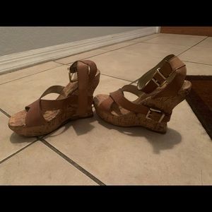 Jessica simpson brown wedge buckle sandals
